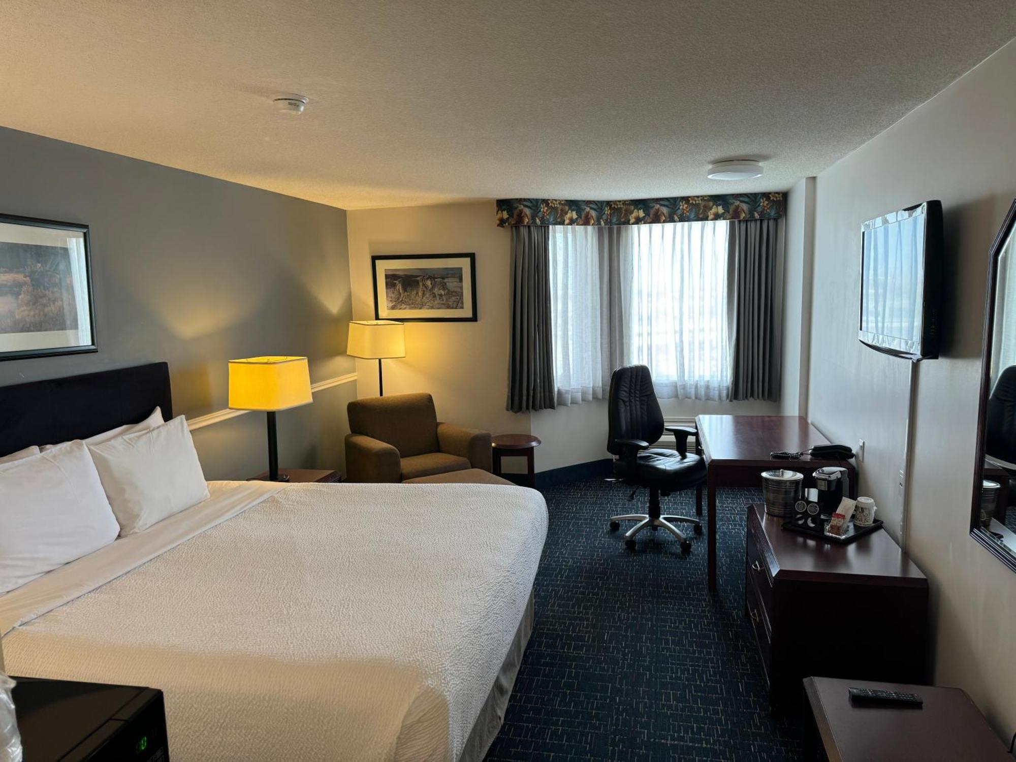 Divya Sutra Plaza And Conference Centre Calgary Airport Otel Dış mekan fotoğraf