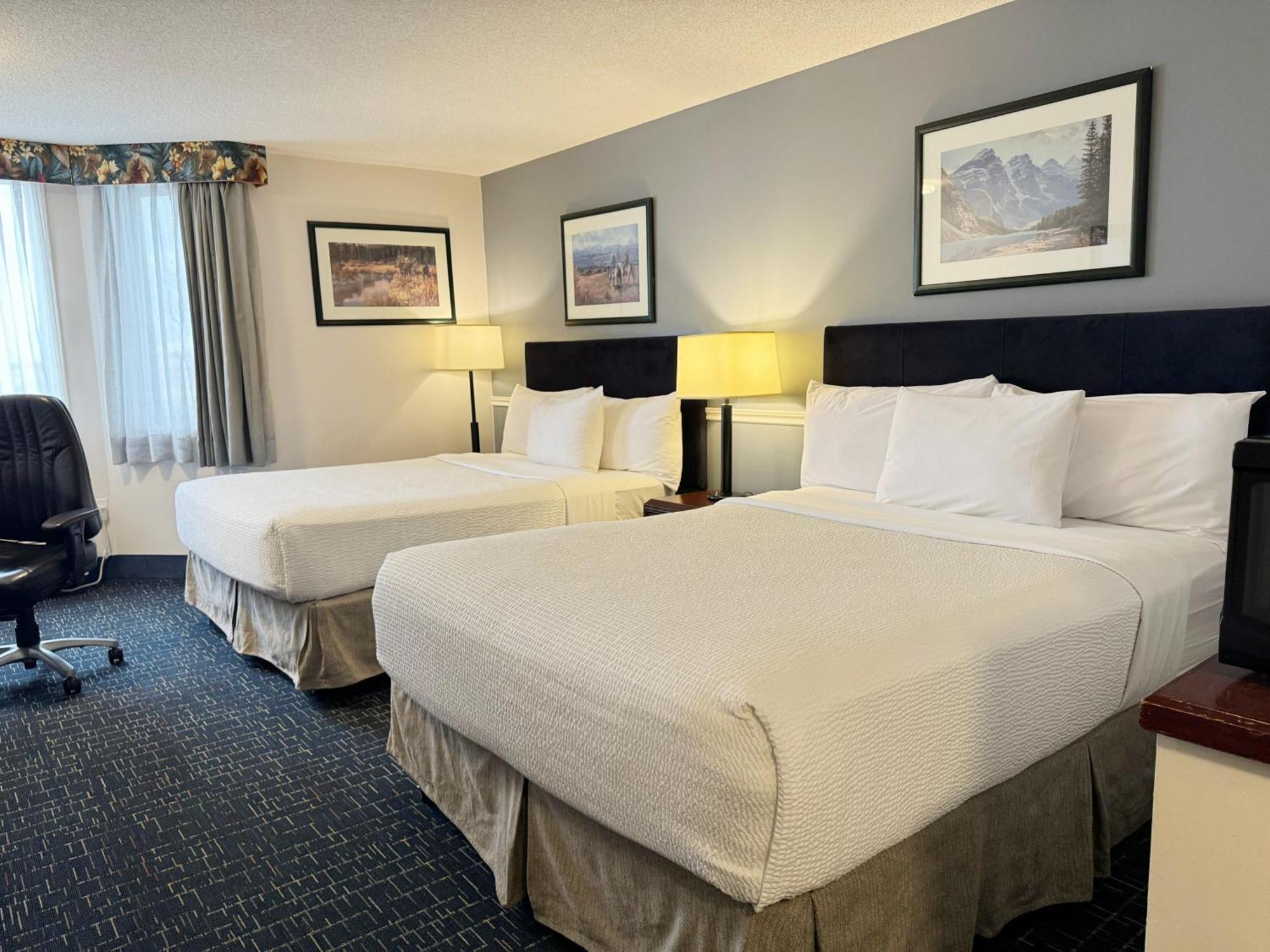 Divya Sutra Plaza And Conference Centre Calgary Airport Otel Dış mekan fotoğraf